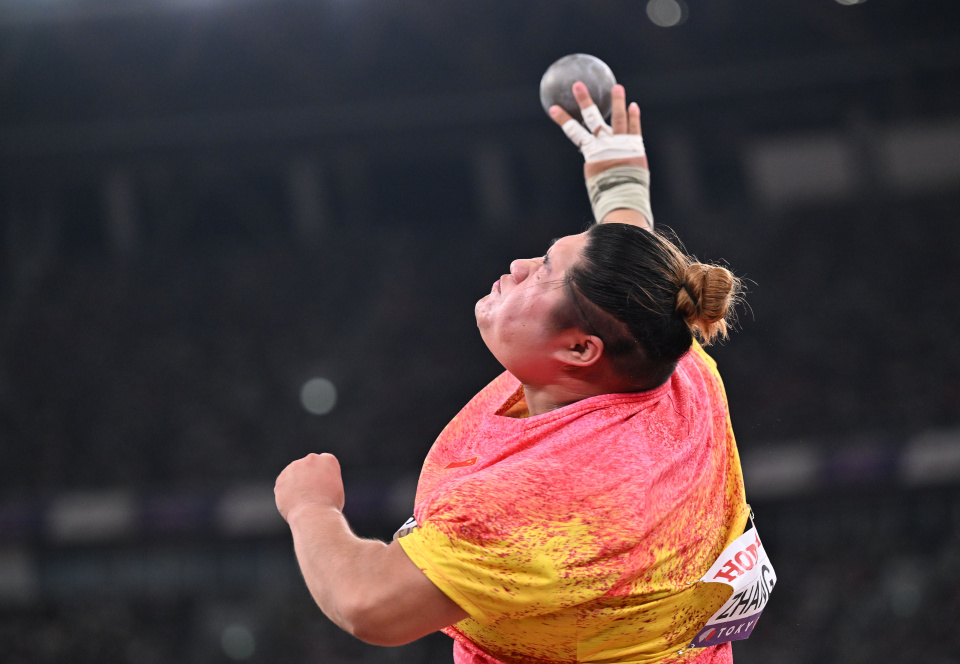 立姣在比赛 立姣在比赛