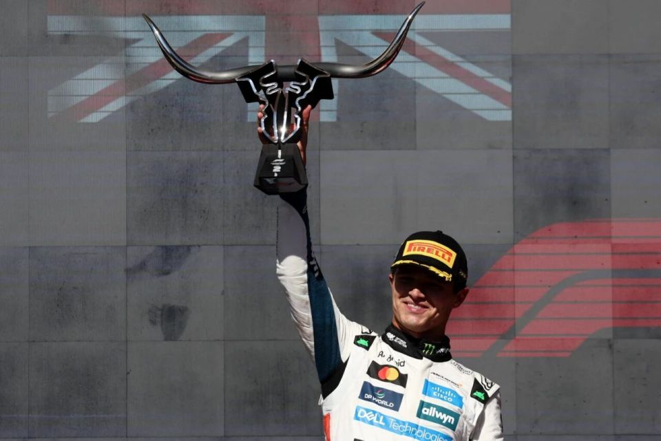 国大奖赛与, 圈左右被迫, loMyQ