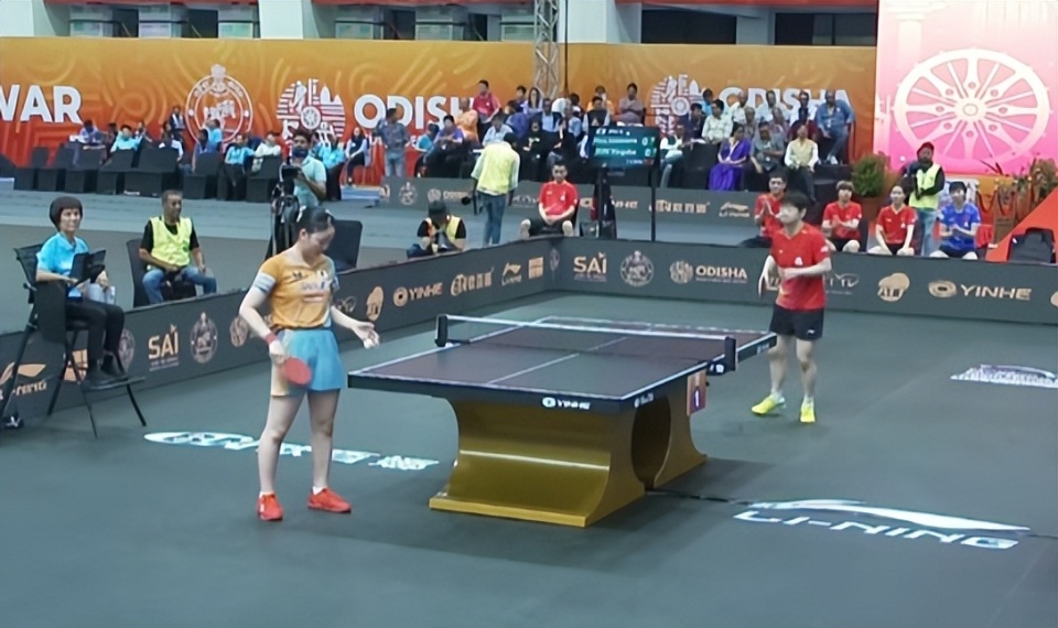 日本队则是, 过发球和节