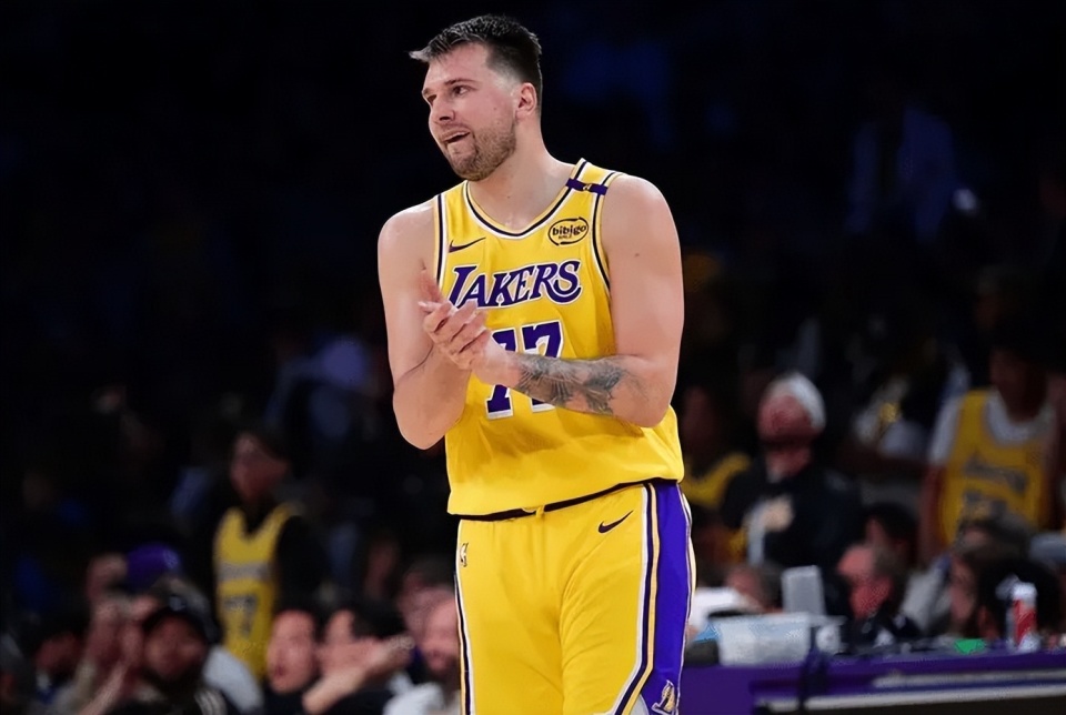 om, 开局后切特, 持续强势输